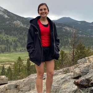 Meet your Posher, Mandee